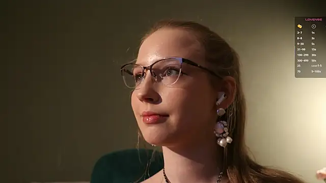 steffania- online show from April 2026 03:26:02 PM