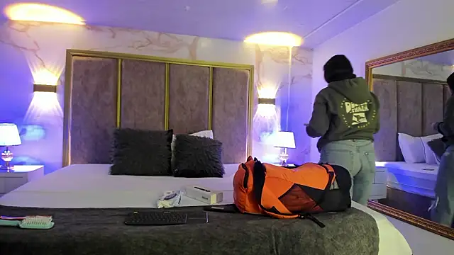 Snapshot of GiselOrtiz chatting on March 2026 10:56:02 AM GiselOrtiz online show from March 2026 10:56:02 AM