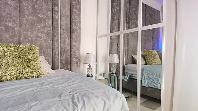 Snapshot of GiselOrtiz chatting on April 2026 10:49:02 AM GiselOrtiz online show from April 2026 10:49:02 AM