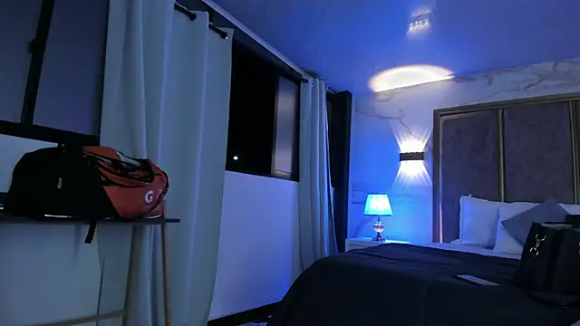 Snapshot of GiselOrtiz chatting on April 2026 07:24:02 AM GiselOrtiz online show from April 2026 07:24:02 AM