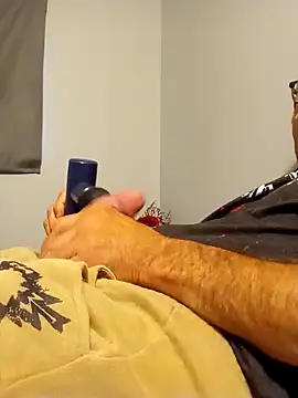 Pcsammy73 online show from March 2026 04:47:02 PM