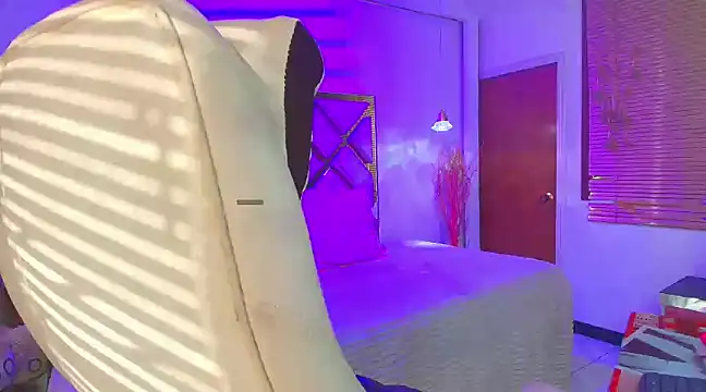 Silvana monroe online show from December 2024 12:44:02 PM