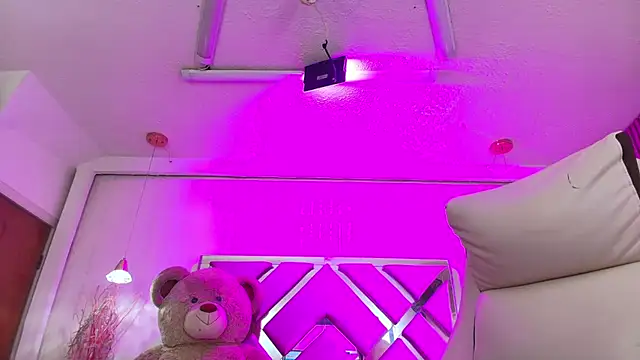 Silvana monroe online show from October 2025 01:23:02 PM