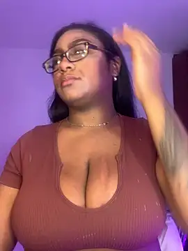 Snapshot of BlakmillerrGilson chatting on March 2026 07:35:01 PM BlakmillerrGilson online show from March 2026 07:35:01 PM