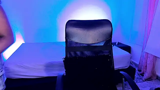 Snapshot of BlakmillerrGilson chatting on April 2026 08:13:02 PM BlakmillerrGilson online show from April 2026 08:13:02 PM