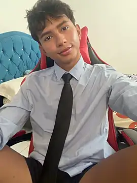 Snapshot of Leonarrrd_01 chatting on March 2026 08:49:03 PM Leonarrrd 01 online show from March 2026 08:49:03 PM