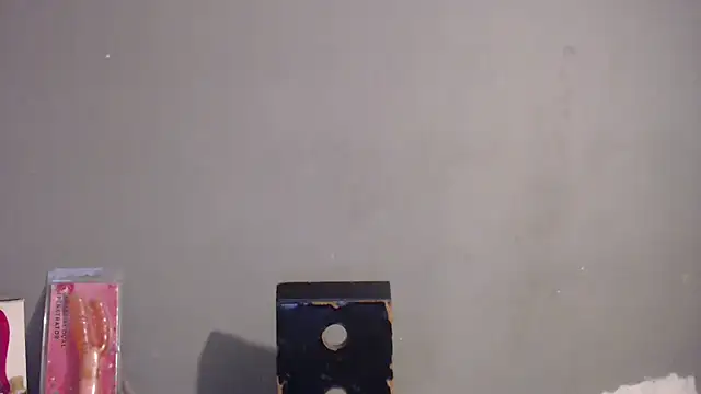 Amazing12inch online show from October 2025 04:53:01 AM