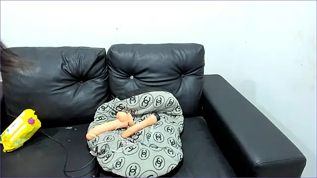 candyummy online show from December 2025 11:37:01 AM