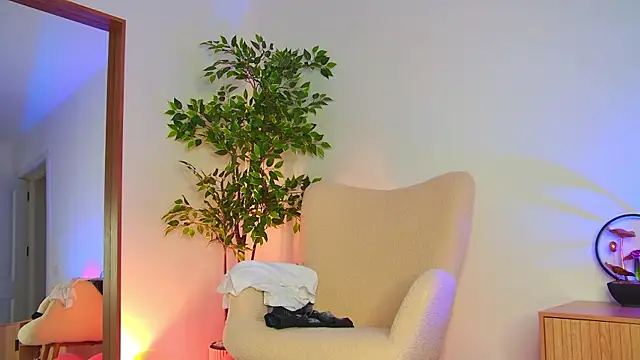 Snapshot of alissa_foxx chatting on July 2026 12:14:02 PM alissa foxx online show from July 2026 12:14:02 PM