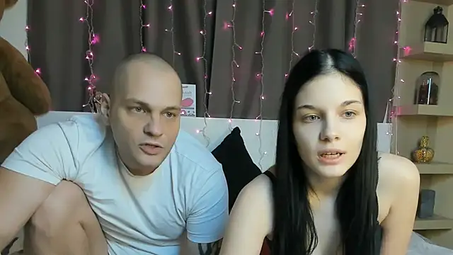 Snapshot of xDeepInLovexx chatting on January 2025 04:37:02 PM xDeepInLovexx online show from January 2025 04:37:02 PM