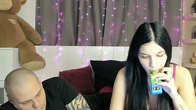 Snapshot of xDeepInLovexx chatting on February 2025 07:12:02 PM xDeepInLovexx online show from February 2025 07:12:02 PM