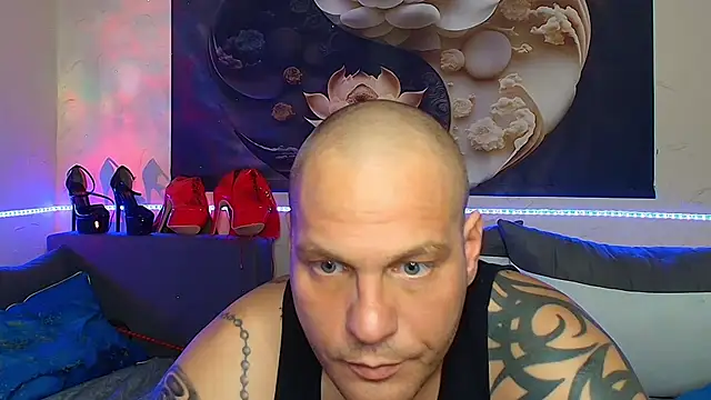 Snapshot of xDeepInLovexx chatting on April 2026 06:49:01 PM xDeepInLovexx online show from April 2026 06:49:01 PM