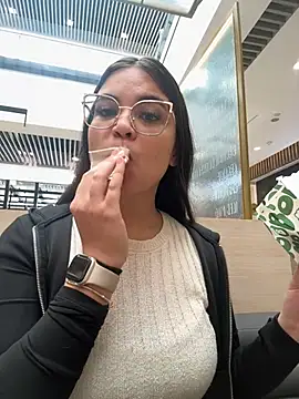 CamilaSofiia online show from February 2026 07:20:02 PM