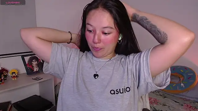 Lexie Thompson10 online show from October 2025 11:59:02 PM