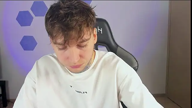 Chris Tyson online show from January 2025 04:22:02 AM