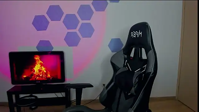 Chris Tyson online show from February 2025 11:43:01 AM