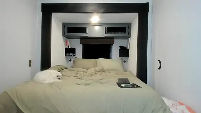 Persiasparadise online show from December 2025 02:06:01 AM