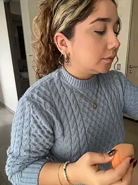 Cherryyquen online show from February 2026 08:16:01 PM