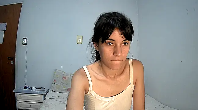 Snapshot of melodybar27 chatting on January 2025 03:15:02 AM melodybar27 online show from January 2025 03:15:02 AM