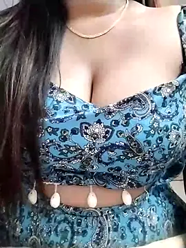 Snapshot of Karin-007 chatting on December 2025 04:11:02 AM Karin-007 online show from December 2025 04:11:02 AM