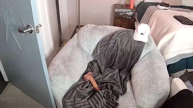 Snapshot of mistermouthy chatting on September 2025 01:28:01 AM mistermouthy online show from September 2025 01:28:01 AM