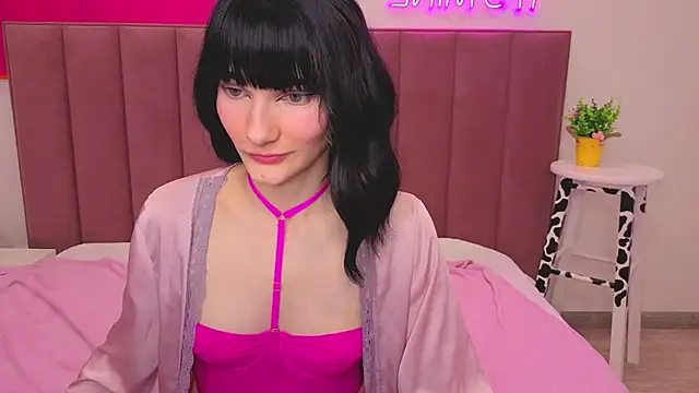 Snapshot of Lili_flowerr chatting on April 2026 10:05:01 AM Lili flowerr online show from April 2026 10:05:01 AM