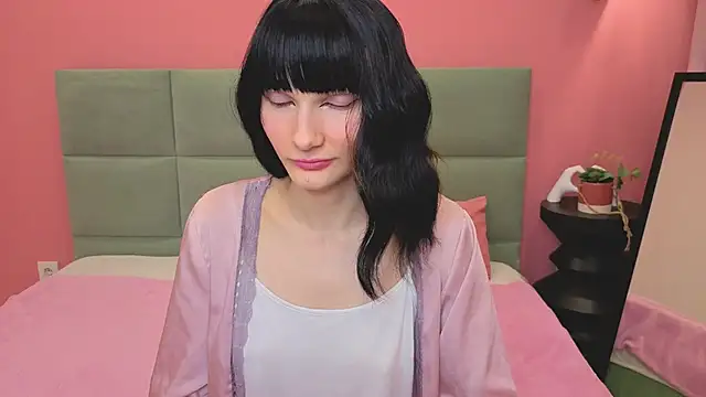 Snapshot of Lili_flowerr chatting on April 2026 11:42:02 AM Lili flowerr online show from April 2026 11:42:02 AM