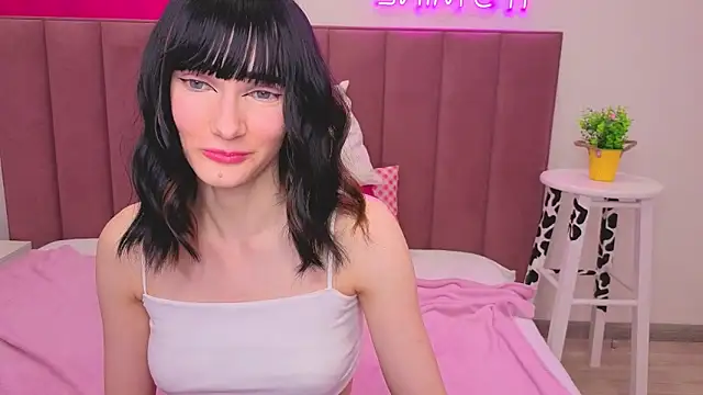 Snapshot of Lili_flowerr chatting on June 2026 11:27:02 AM Lili flowerr online show from June 2026 11:27:02 AM