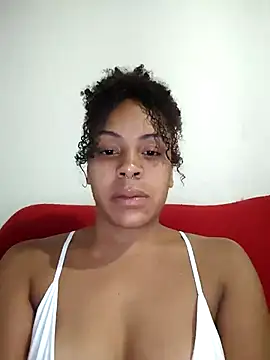 Snapshot of Julia_Pretinha chatting on May 2026 01:21:01 AM Julia Pretinha online show from May 2026 01:21:01 AM