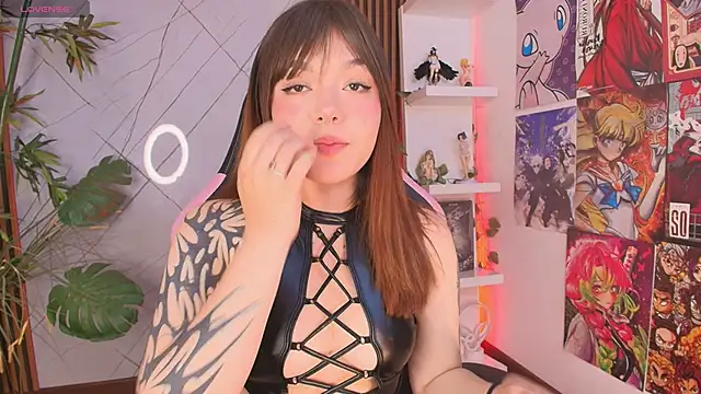 Snapshot of Fluffy_Bubble21 chatting on January 2026 04:36:01 AM Fluffy Bubble21 online show from January 2026 04:36:01 AM