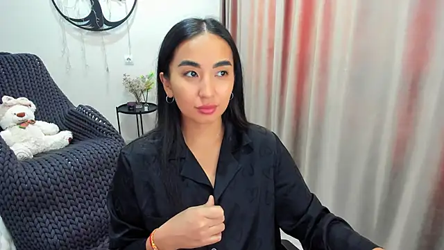 worldofkim online show from February 2026 10:53:02 AM