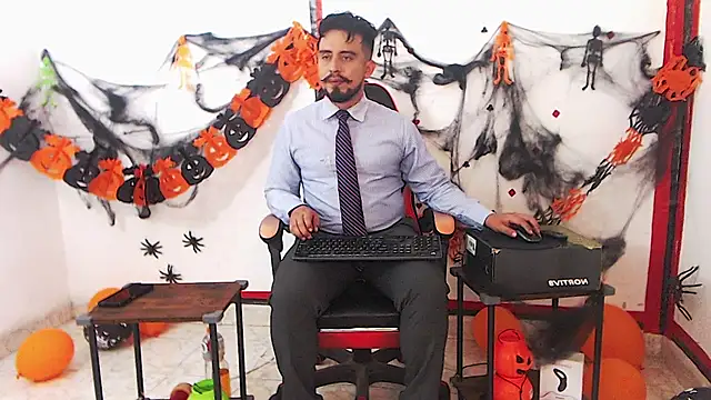 Snapshot of KalethBigDick chatting on October 2025 07:10:02 PM KalethBigDick online show from October 2025 07:10:02 PM