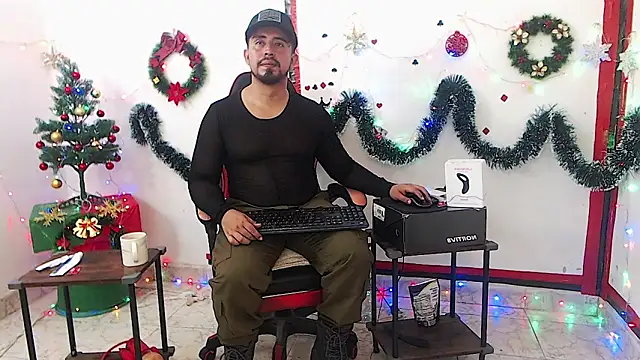 Snapshot of KalethBigDick chatting on December 2025 05:49:02 AM KalethBigDick online show from December 2025 05:49:02 AM