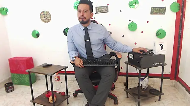 KalethBigDick online show from March 2026 04:28:02 AM