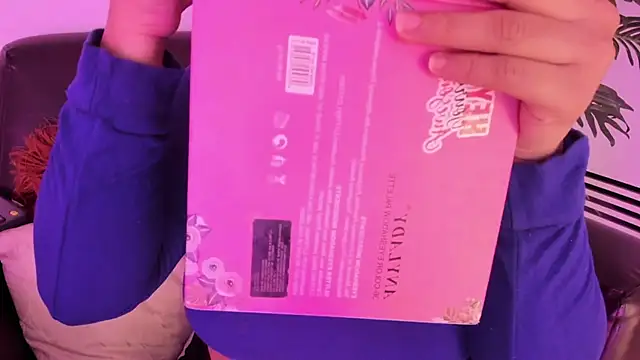 Miia Thompsonn online show from January 2025 03:12:02 AM