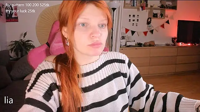 lil lia online show from December 2025 10:58:01 PM