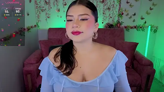 Snapshot of _mila_sweet_v chatting on June 2026 07:29:02 AM mila sweet v online show from June 2026 07:29:02 AM