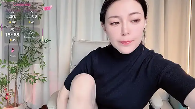 Ada-xixi online show from October 2025 12:18:02 PM