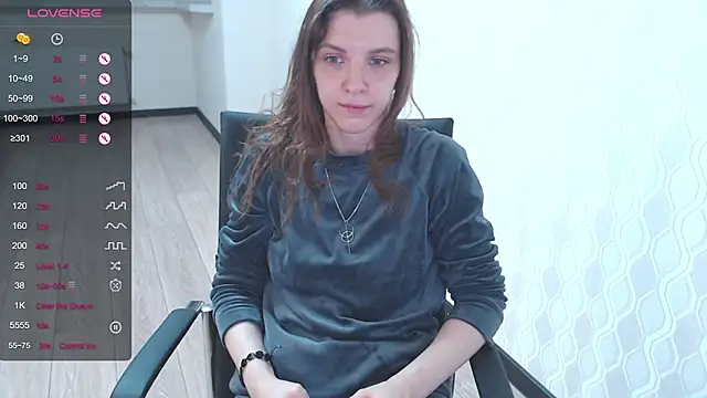 Snapshot of LisaHeart chatting on December 2024 07:10:01 PM LisaHeart online show from December 2024 07:10:01 PM