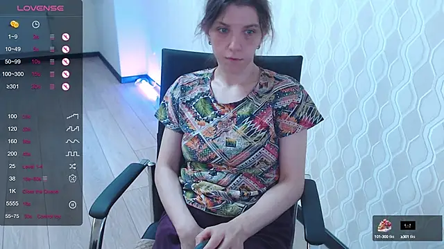 Snapshot of LisaHeart chatting on March 2025 03:21:02 AM LisaHeart online show from March 2025 03:21:02 AM