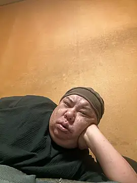 punk0805 online show from October 2025 07:15:02 PM