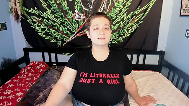 Snapshot of Chloenightmare chatting on October 2025 07:48:02 PM Chloenightmare online show from October 2025 07:48:02 PM