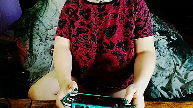 Snapshot of Chloenightmare chatting on April 2026 06:40:02 AM Chloenightmare online show from April 2026 06:40:02 AM