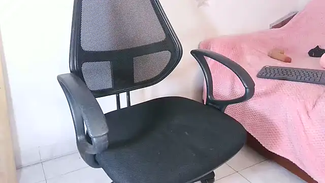 Snapshot of sammysexy_ chatting on March 2026 02:12:02 PM sammysexy online show from March 2026 02:12:02 PM