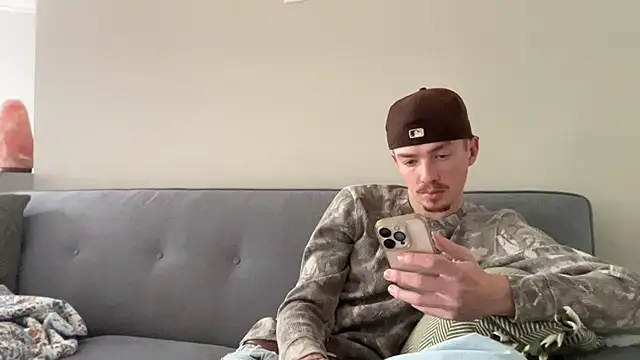 younghungginger online show from November 2025 09:03:02 PM