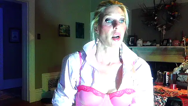 Glamazonx online show from October 2025 03:43:02 AM