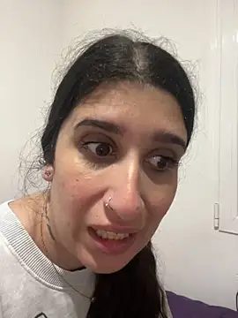 Snapshot of lylyacachonda chatting on May 2026 11:37:02 AM lylyacachonda online show from May 2026 11:37:02 AM