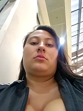 Celeem  online show from December 2025 10:39:02 PM