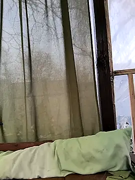 Snapshot of jusichka chatting on April 2026 05:05:01 AM jusichka online show from April 2026 05:05:01 AM