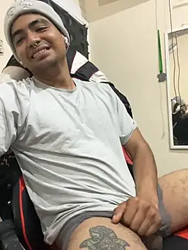 Snapshot of yObal-hot chatting on April 2026 10:14:02 PM yObal-hot online show from April 2026 10:14:02 PM